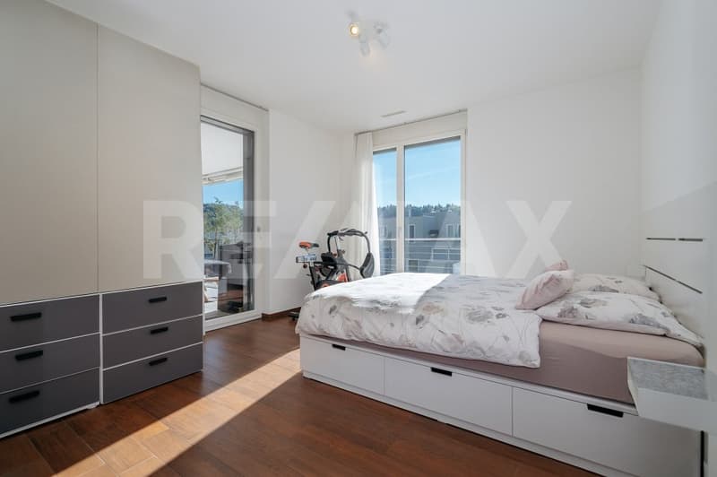 Viel Raum für ein Wohnen mit Weite: 6½-Zimmer-Wohnung am Sonnenhang (11)