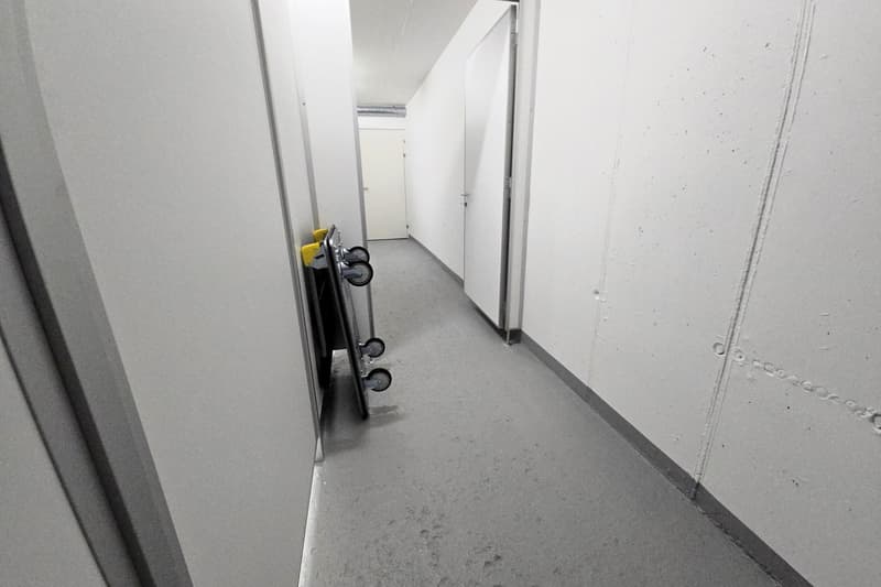 Storage rooms 2.5m2 to 3.5m2. Uncomplicated, modern and dry. (5)