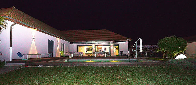 modern house, swimming pool, wooden deck, outdoor furniture, garden
