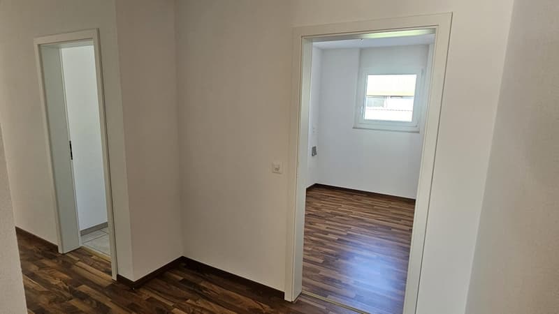 Helles 3.5-Zimmer-Büro im 1. OG in Zuzwil – sofort verfügbar (14)