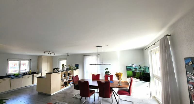 6.5+ Zimmer Dach-Maisonetten Wohnung (2)