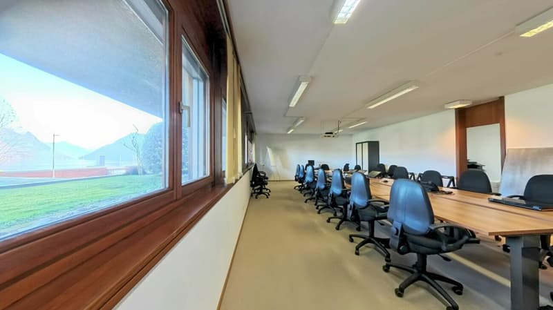 Ufficio di rappresentanza fronte Lago - Frazionabile su misura (2)