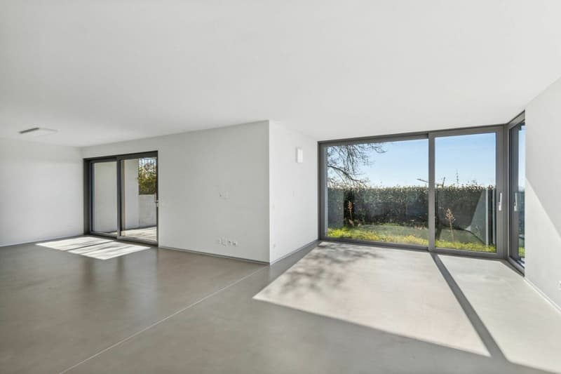 Villa contemporanea con due giardini e vista panoramica (4)