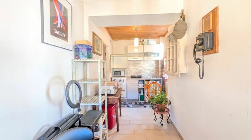 Accogliente proprietà su tre livelli nel cuore del Malcantone (4)