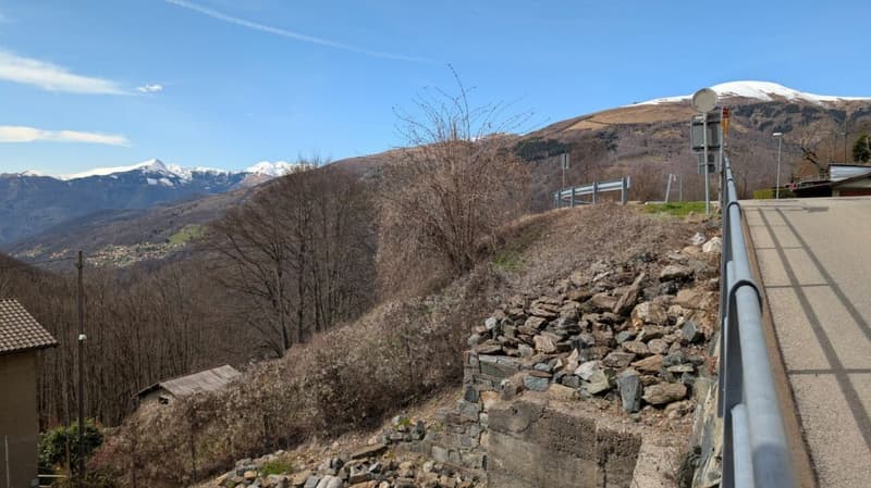 Costruisci il tuo sogno con vista - Terreno panoramico edificabile (4)
