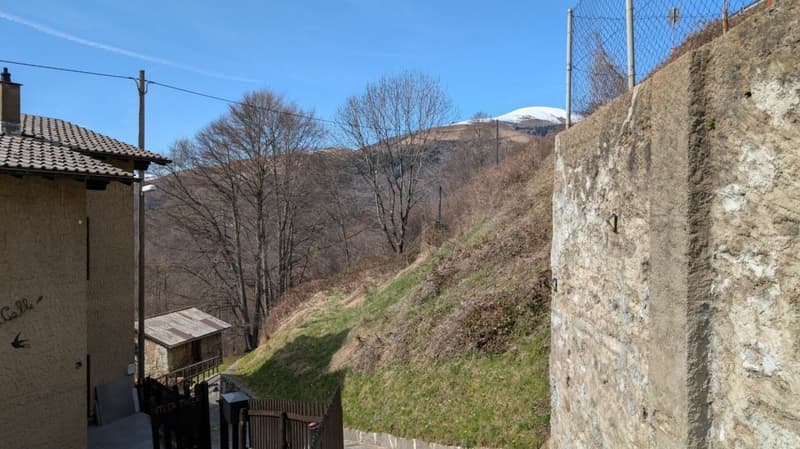Costruisci il tuo sogno con vista - Terreno panoramico edificabile (3)
