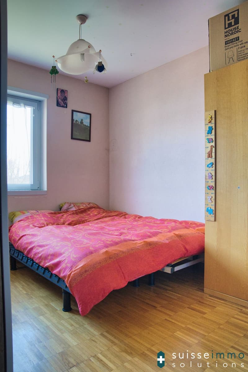 Casa unifamiliare con giardino in posizione strategica a Rancate (4)