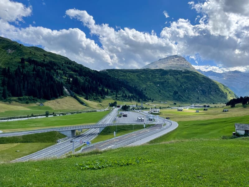 Progetto commerciale GROSSMATTA - Posizione unica e strategica A13 (4)