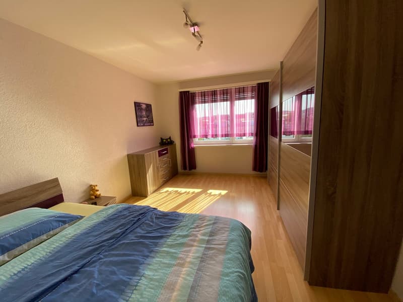 Helle 3-Zimmer-Wohnung mit Balkon im 4. Stock in Kloten (1)