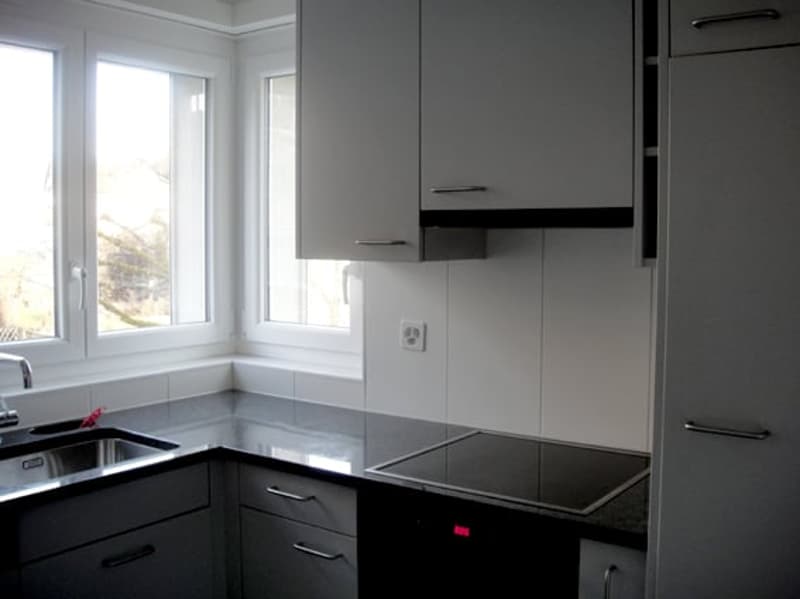 Schöne 3.5 Zimmerwohnung an ruhiger Lage mit 2 Balkon (9)