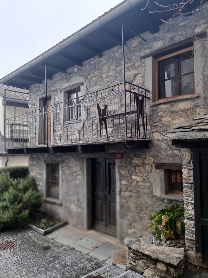 Ex osteria Paudese con foresteria e grotto. (9)