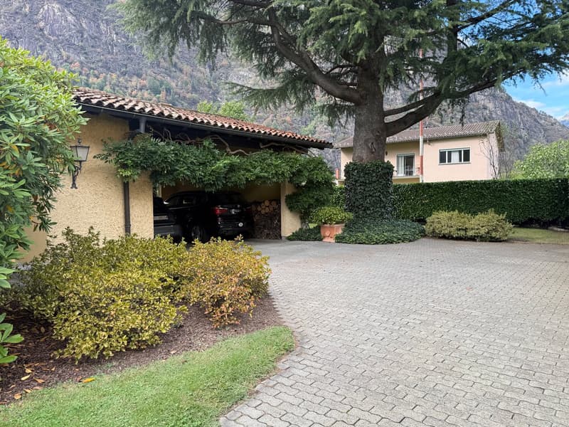 Villa di pregio con tratti di unicità ed eleganza (9)