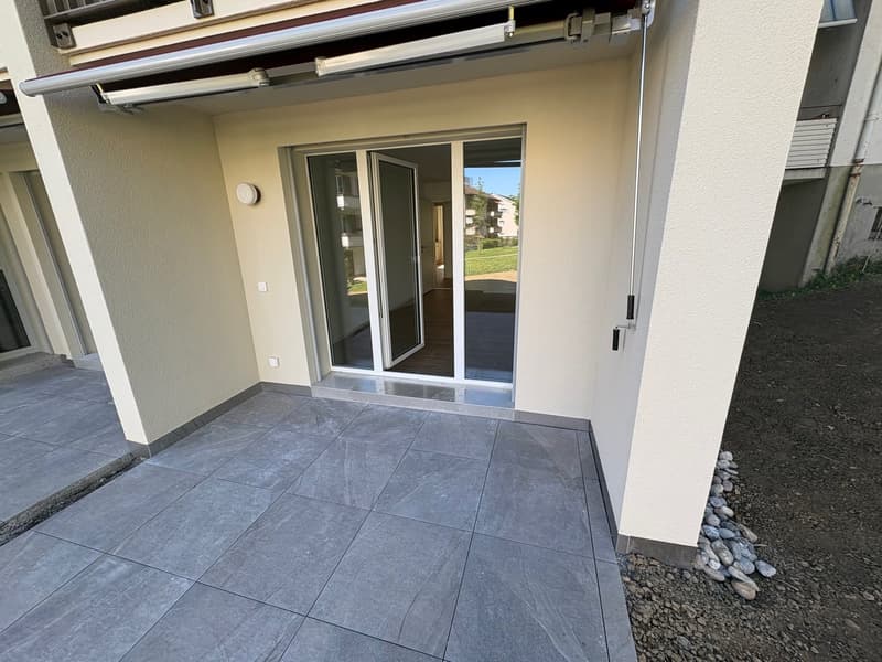 Erstvermietung moderne 2.5-Zimmer-Wohnung mit eigenem Gartensitzplatz (1)