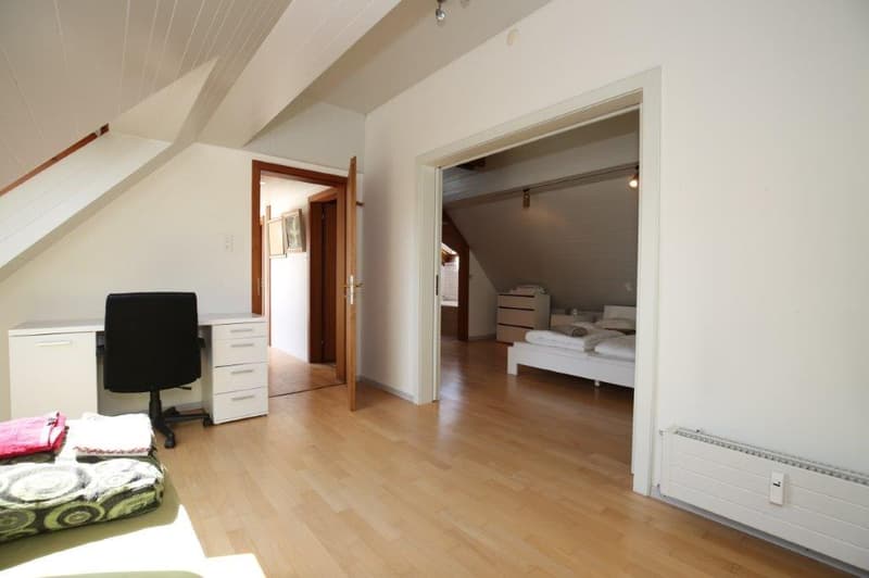 Einmaliges Penthouse mit herrlicher Seesicht zu vermieten! (9)