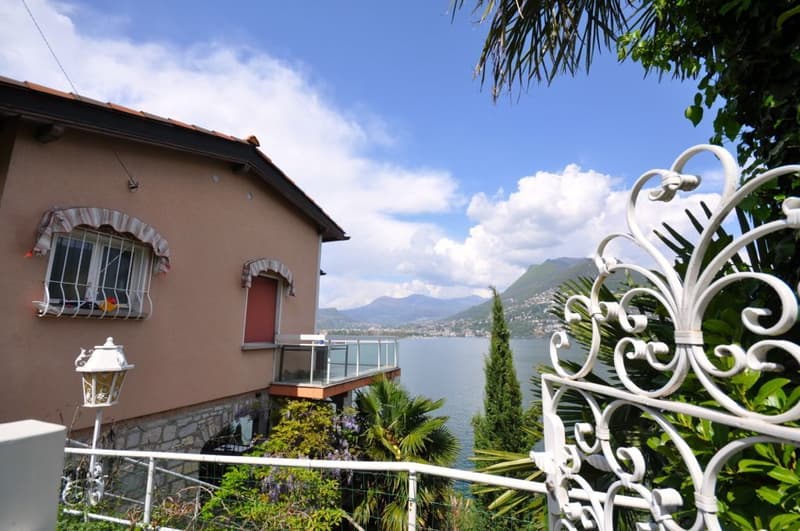 Terreno vista lago con villetta da ampliare o demolire a Paradiso (4)