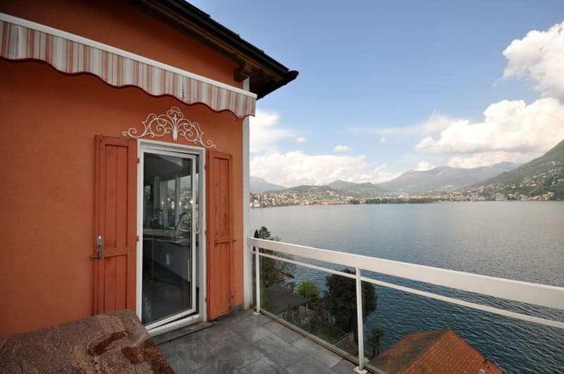 Terreno vista lago con villetta da ampliare o demolire a Paradiso (3)