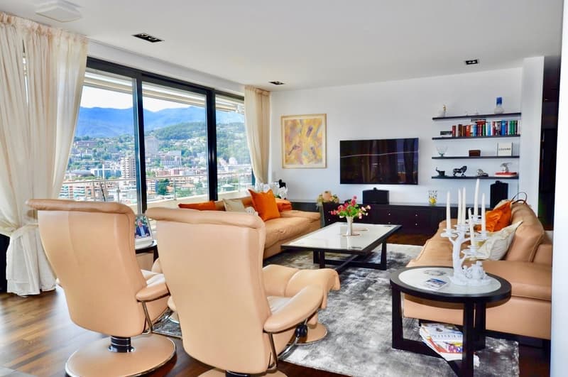 Magnifico Attico di Lusso con Terrazza-Tetto e Vista Lago di Lugano (7)