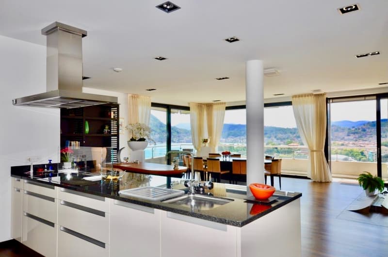 Magnifico Attico di Lusso con Terrazza-Tetto e Vista Lago di Lugano (11)