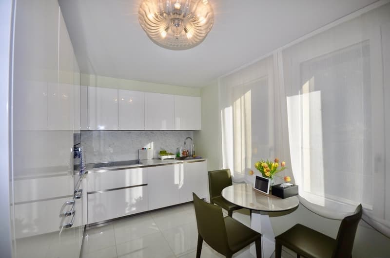 Elegante Duplex presso Complesso Residenziale fronte lago di Lugano (11)