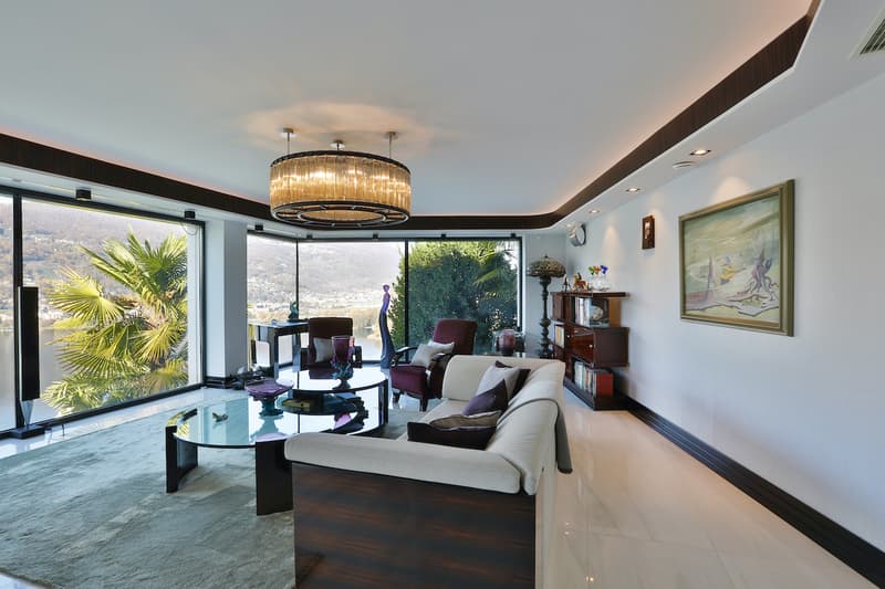 Moderna Villa di Lusso con Vista Lago di Lugano e Darsena Privata (8)