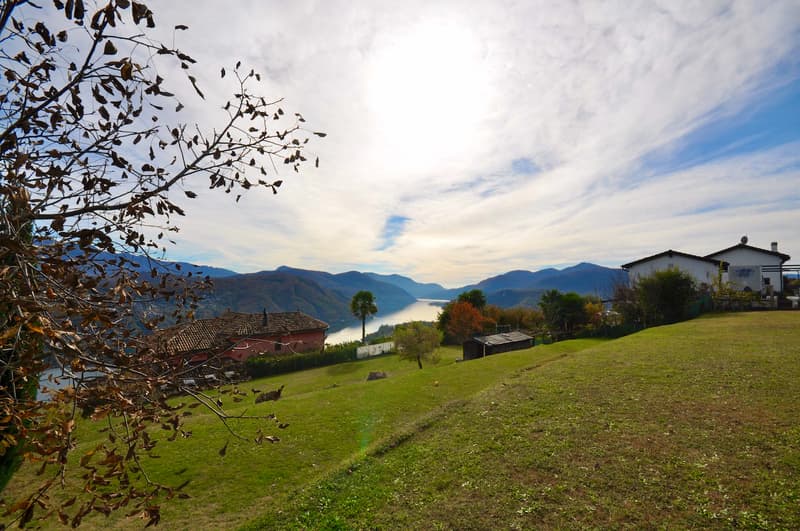Terreno Edificabile di 1'150 mq con Vista Lago di Lugano a Vernate (2)