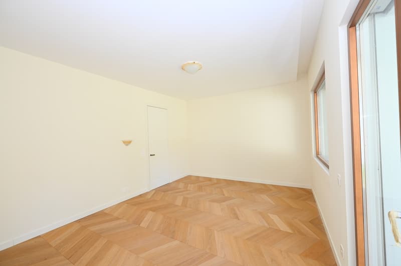 Attico di Lusso con Parziale Vista Lago, Piscina Privata e SPA (13)