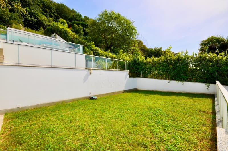 Appartamento di Lusso con Panoramica Terrazza e Monolocale (9)