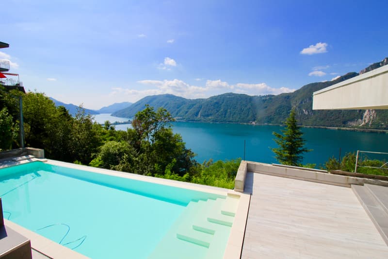 Moderna Villa di Lusso con Vista lago di Lugano a Campione d'Italia (2)