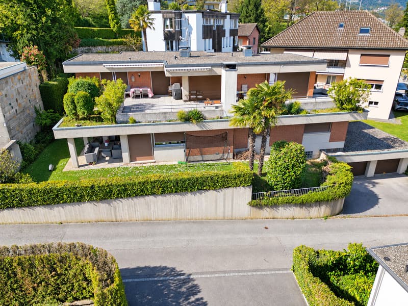 Villa a Breganzona con Vista Imprendibile sulle Montagne (1)