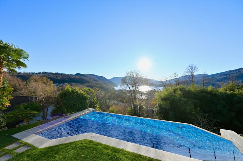 Moderna Villa du Lusso con Vista sul Lago di Lugano e Piscina (3)