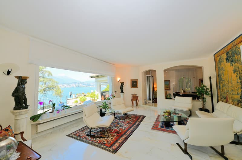 Elegante Villa con Vista Lago di Lugano a Campione d'Italia (8)