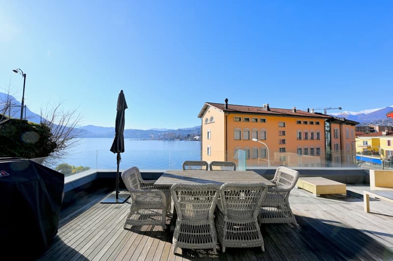 Esclusiva Villa di Design a 20 metri dalle rive del Lago di Lugano (2)