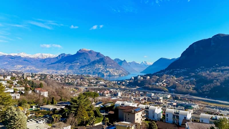 Villa con Vista Lago: Personalizzabile, con Permesso di Ampliamento (2)