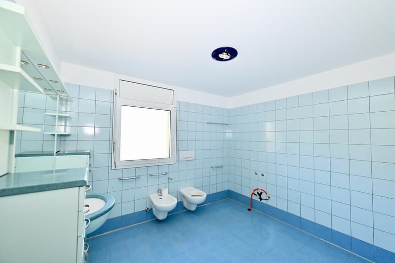Luminoso Appartamento con Giardino Privato in Casa Bifamiliare (11)