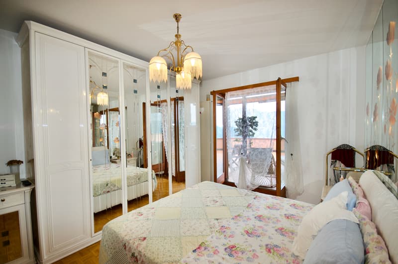 Casa di Vacanza - Appartamento con Vista Mozzafiato sul Lago di Lugano (11)