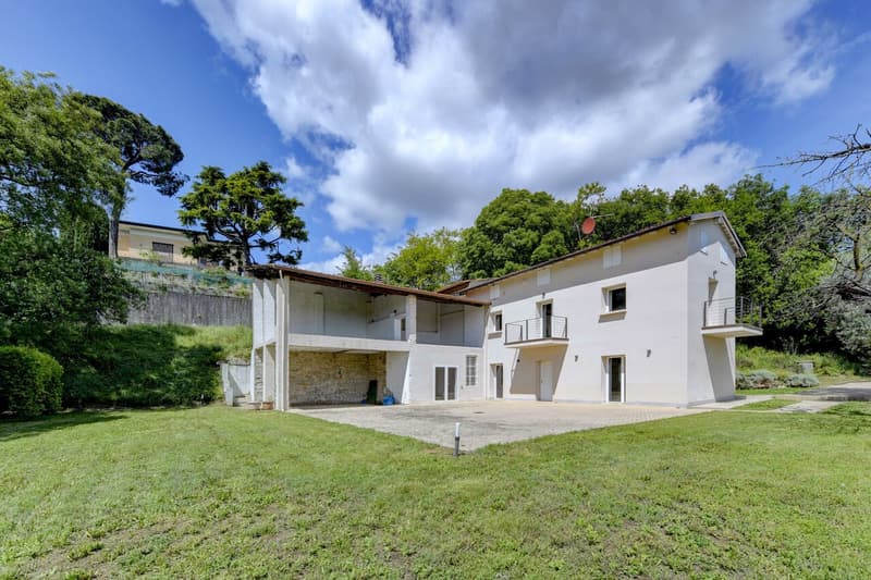Affascinante Villa nel Cuore della Natura (5)