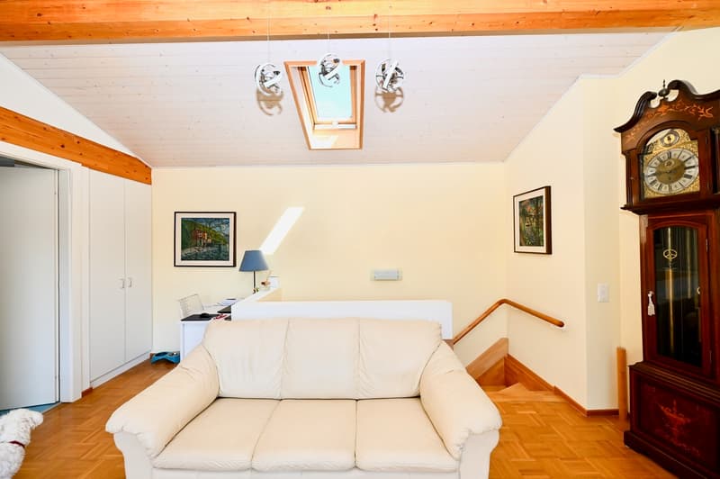 Casa con 2 Appartamenti e Giardino vicino a TASIS e Lugano (8)
