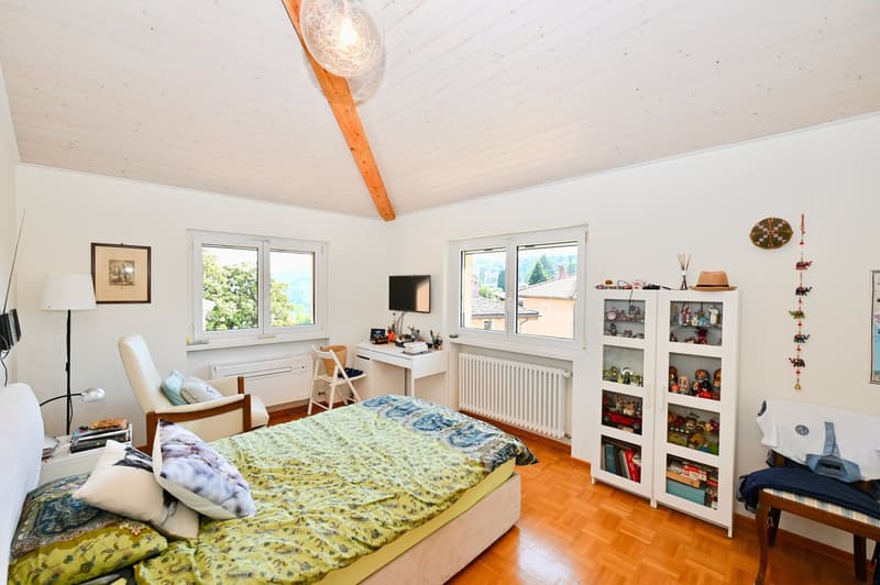 Casa con 2 Appartamenti e Giardino vicino a TASIS e Lugano (13)