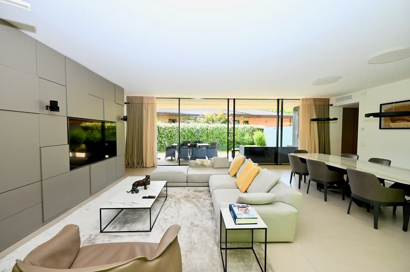 Villa Moderna di Lusso  - Pace, Privacy ed Eleganza Contemporanea (6)
