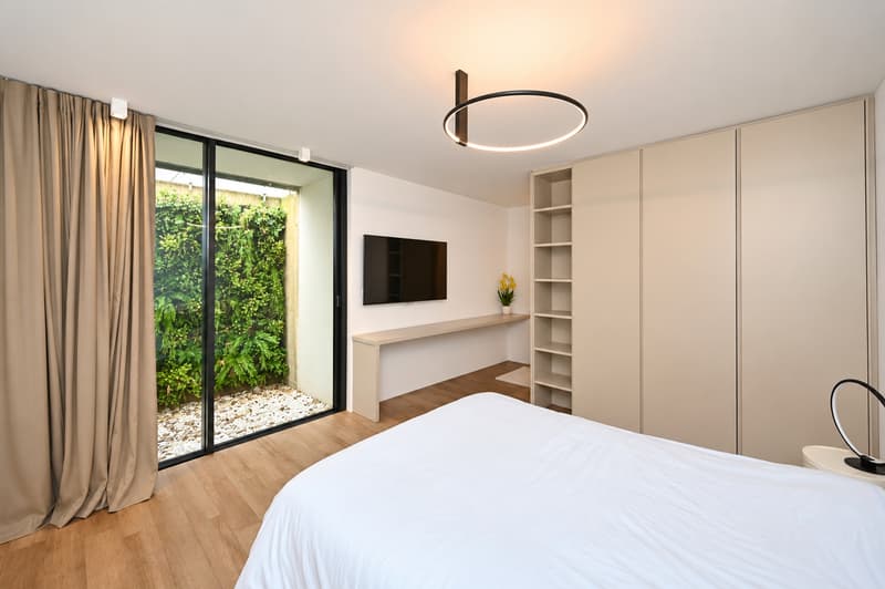 Villa Moderna di Lusso  - Pace, Privacy ed Eleganza Contemporanea (13)