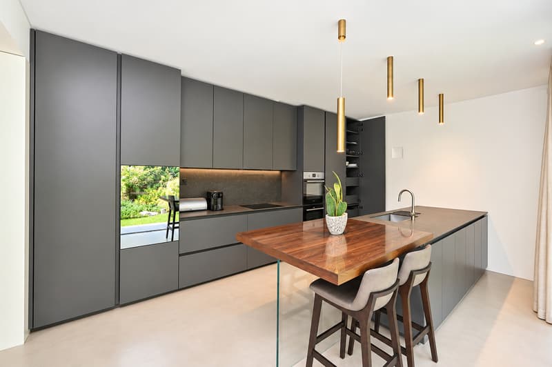 Villa Moderna di Lusso  - Pace, Privacy ed Eleganza Contemporanea (5)