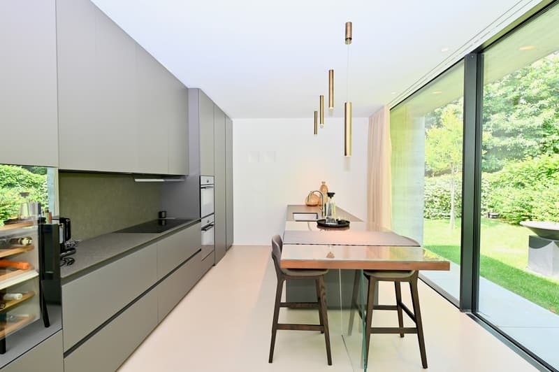 Villa Moderna di Lusso  - Pace, Privacy ed Eleganza Contemporanea (8)