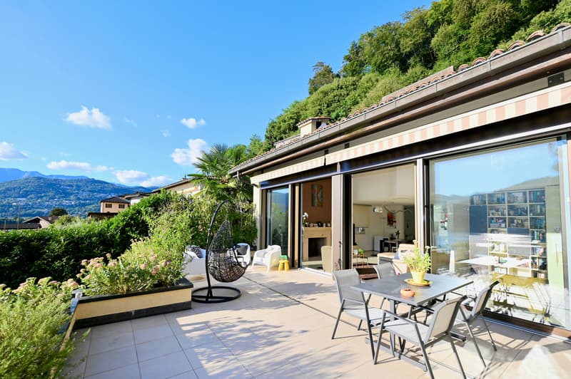 Elegante Attico Duplex con Vista Spettacolare sul Lago di Lugano (6)