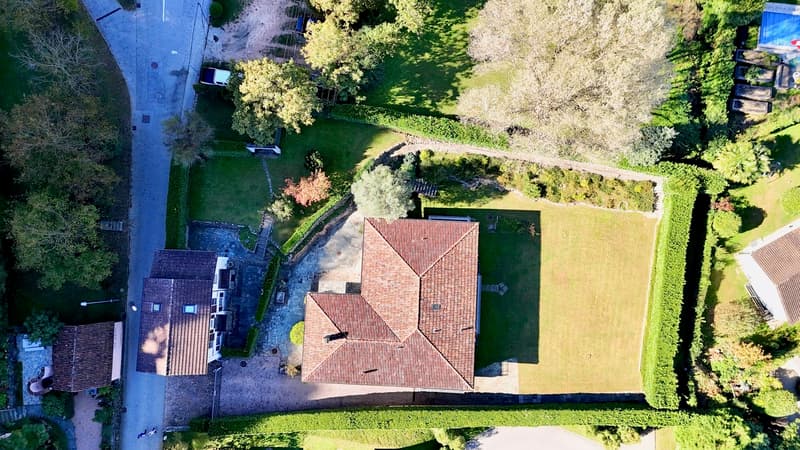 Villa con Giardino, Dependence e Ampio Potenziale Edificatorio (5)