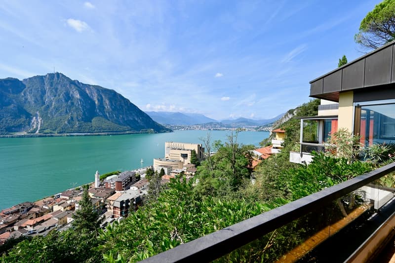 Villa con 2 Appartamenti Indipendenti e Splendida Vista Lago a 180 (2)