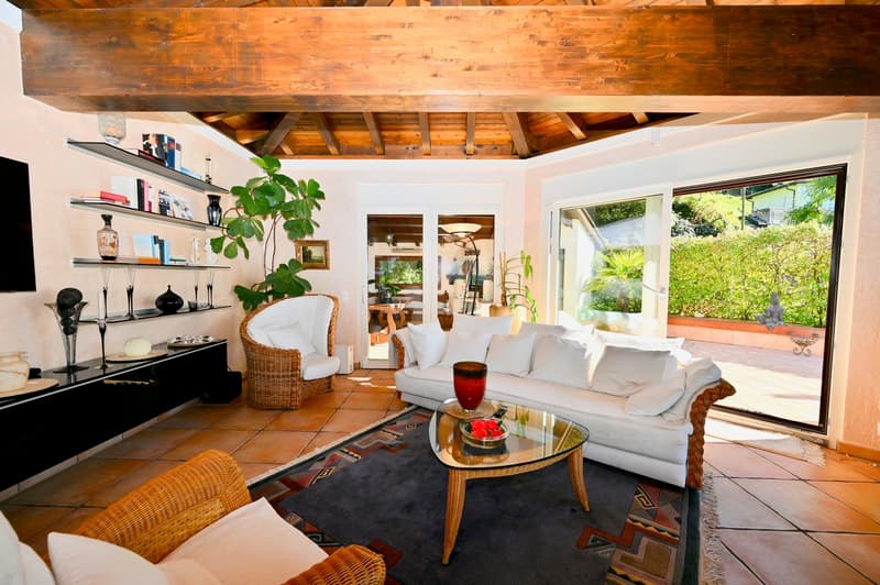Elegante Attico con Vista Mozzafiato a 180 sul Lago - Casa di Vacanze (13)