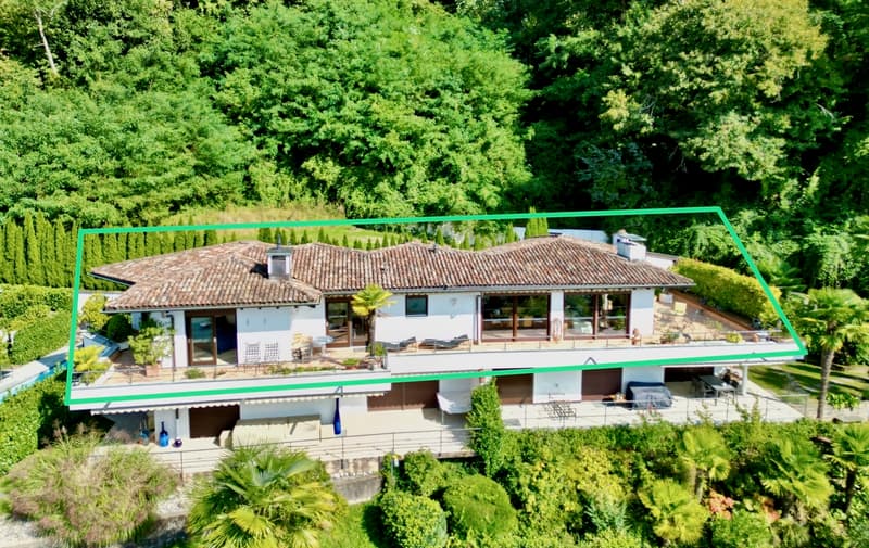 Elegante Attico con Vista Mozzafiato a 180 sul Lago - Casa di Vacanze (4)