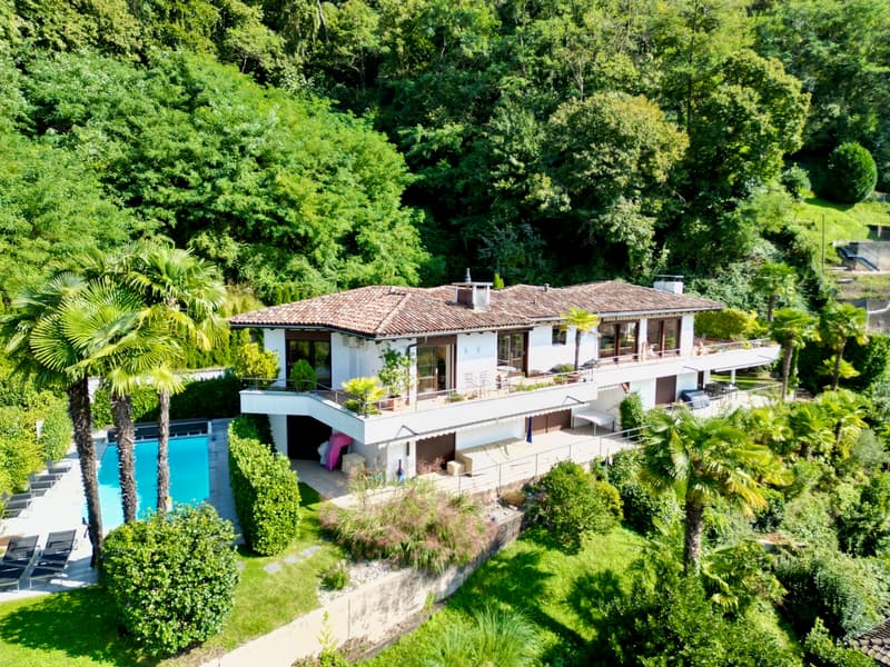 Elegante Attico con Vista Mozzafiato a 180 sul Lago - Casa di Vacanze (5)