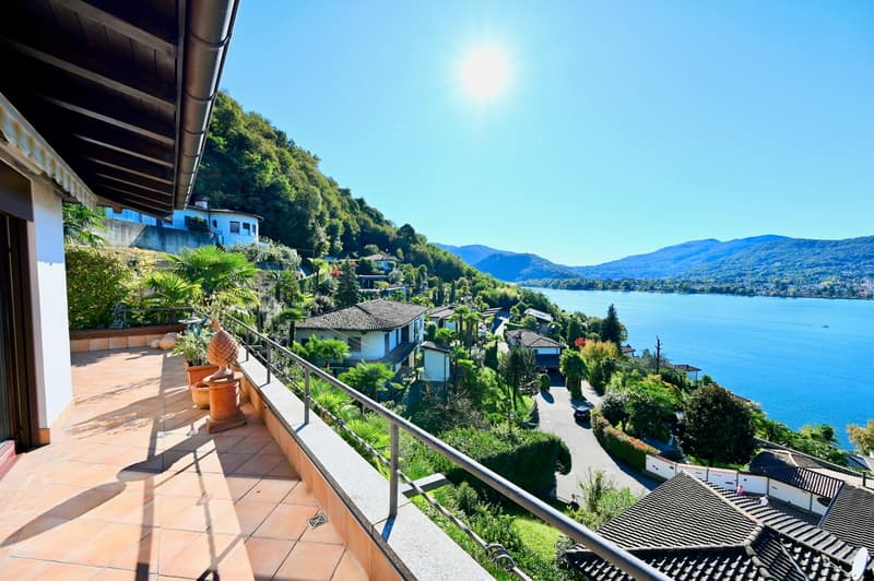 Elegante Attico con Vista Mozzafiato a 180 sul Lago - Casa di Vacanze (3)