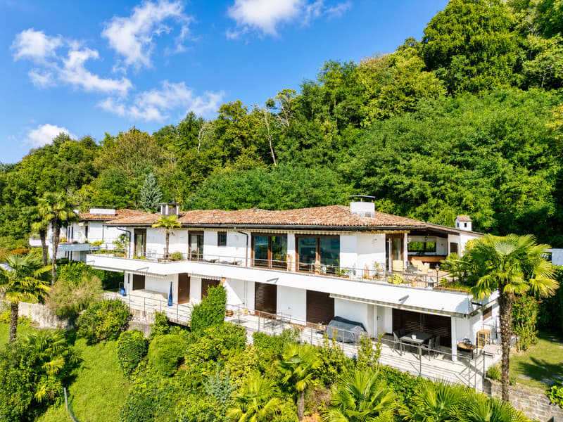 Elegante Attico con Vista Mozzafiato a 180 sul Lago - Casa di Vacanze (4)
